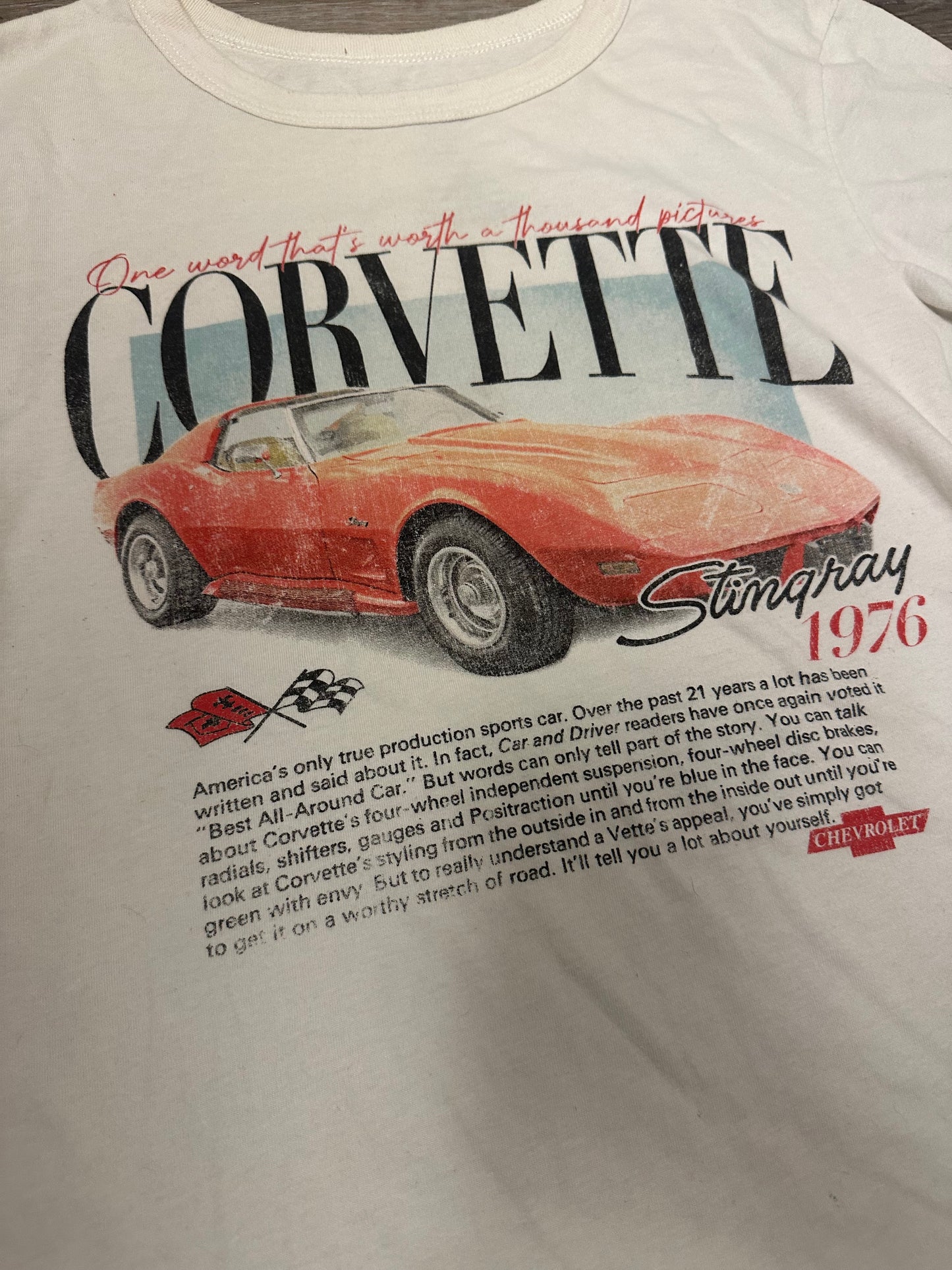 Women’s Corvette Graphic Tee Size M
