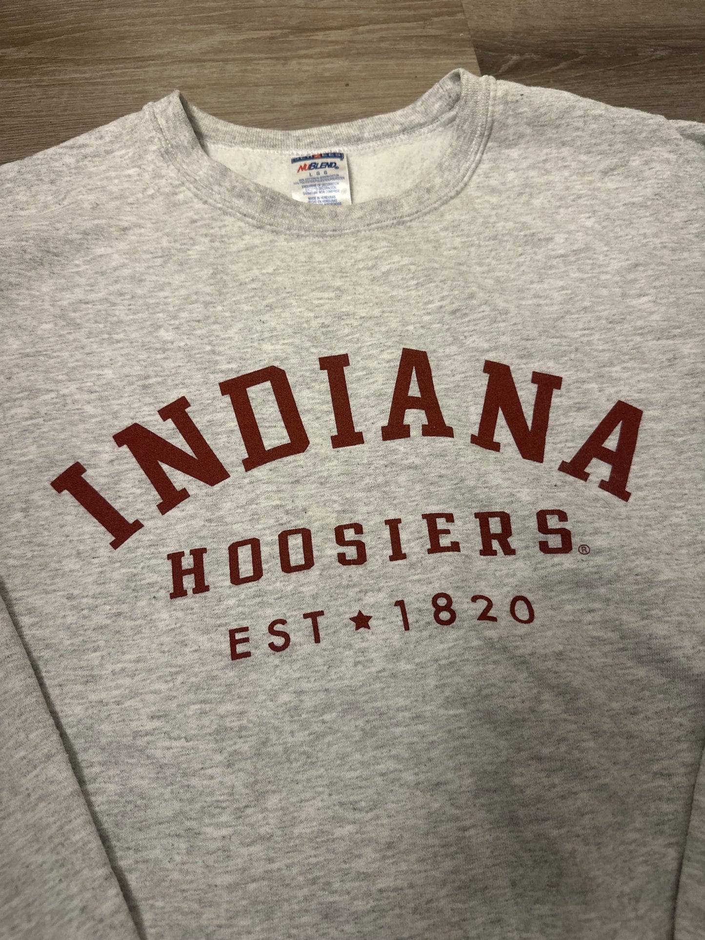 Vintage IU Crewneck Size L