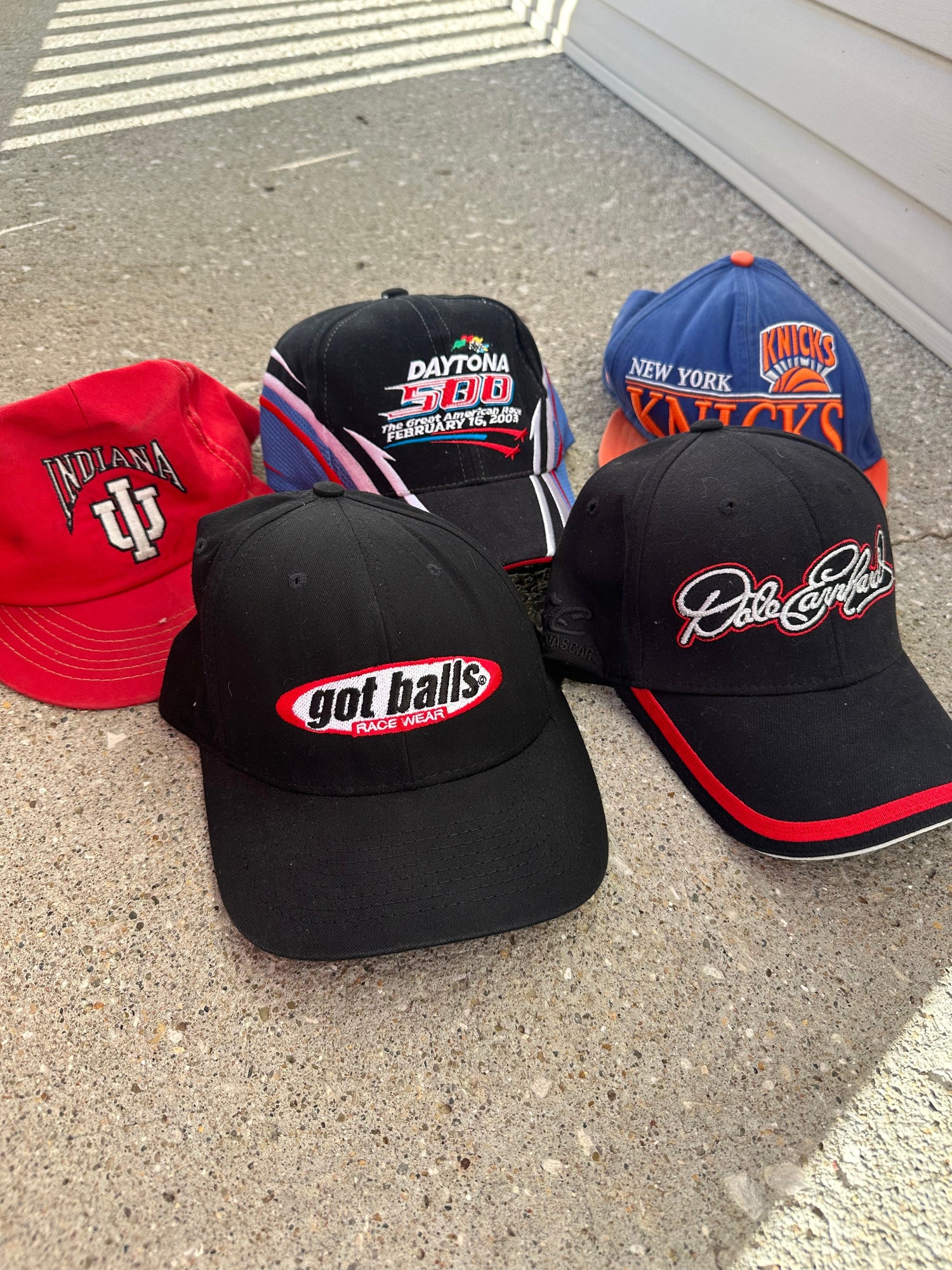 Hats/Accessories